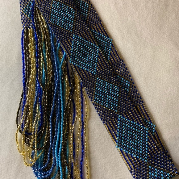 Hand beaded necklace made In Guatemala. - Picture 2 of 5